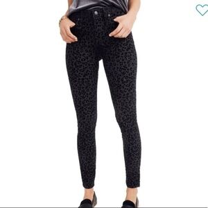 Madewell Flocked Leopard 9" Mid-Rise Skinny jeans